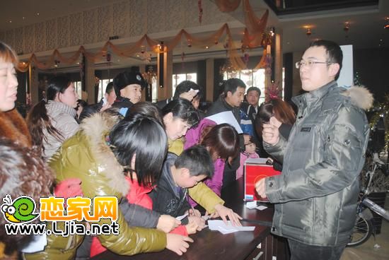 踴躍的寫(xiě)答案