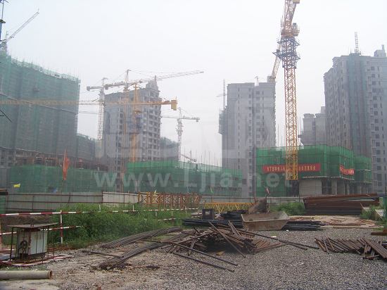 楓丹白露施工現(xiàn)場(chǎng)（2011.8.13）