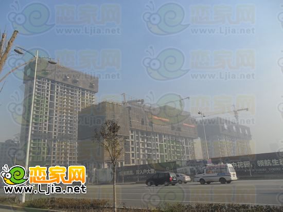 創(chuàng)鑫華城施工現(xiàn)場（2011.12.23）