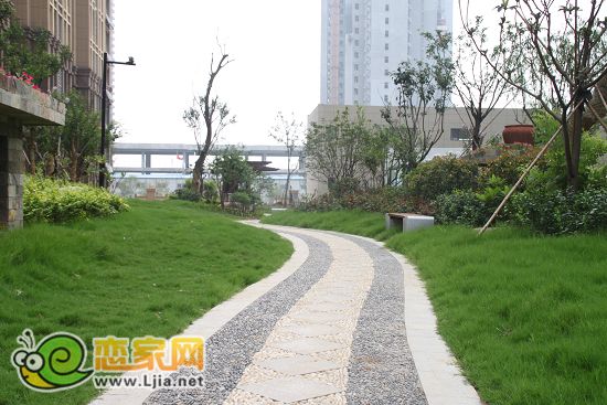 阿爾卡迪亞碧水灣小區(qū)實(shí)景