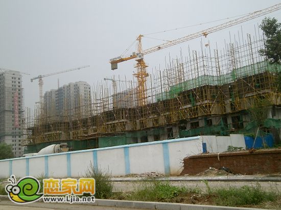 潤(rùn)實(shí)月亮灣2# 出地面4層