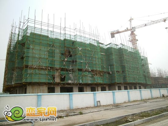 潤(rùn)實(shí)月亮灣1# 出地面5層