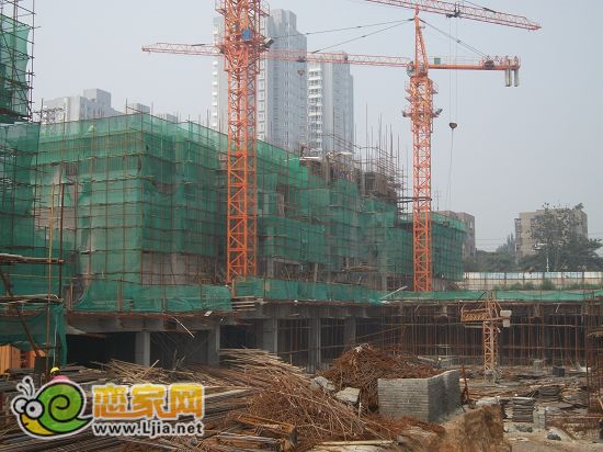錦繡江南18#  出地面4層