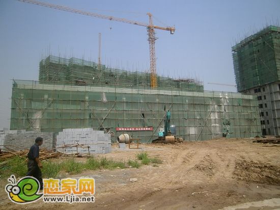 頤景藍灣會所 出地面3層
