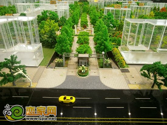 安居?xùn)|城小區(qū)大門(mén) 人車分流設(shè)計(jì)