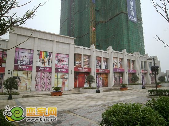 美的城1#沿街商鋪實景