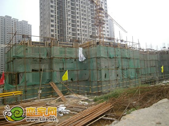 阿爾卡迪亞藍(lán)天城9# 出地面3層