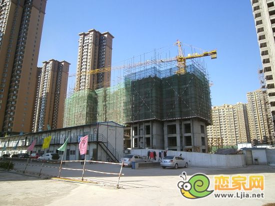 阿爾卡迪亞藍(lán)天城15# 出地面7層