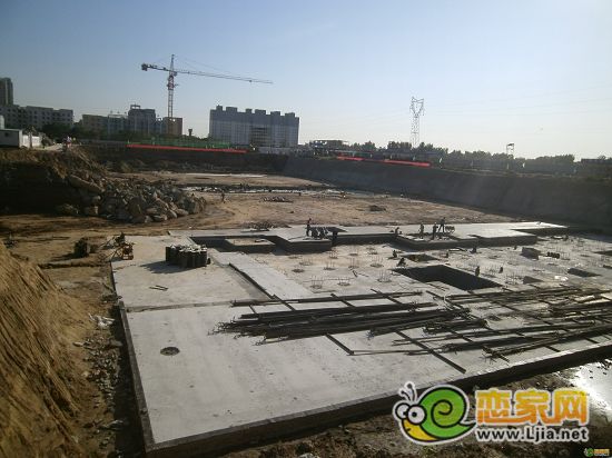 現(xiàn)代海棠灣3#—6#正在做地下層