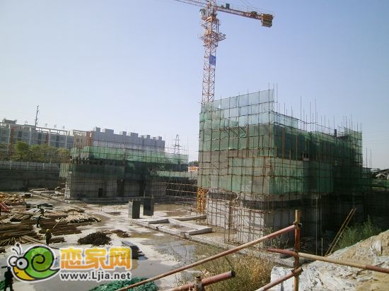 現(xiàn)代海棠灣1#2#工程進度