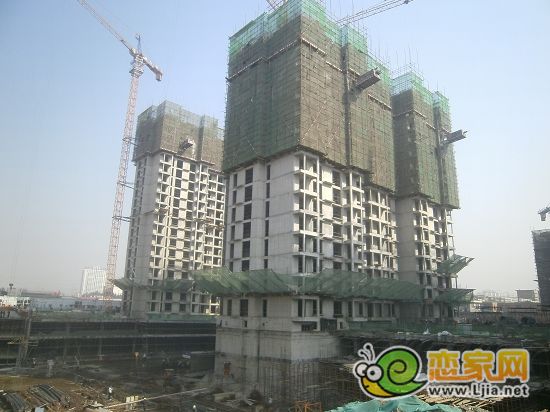天悅名苑3#出地面18層，5#出地面20層