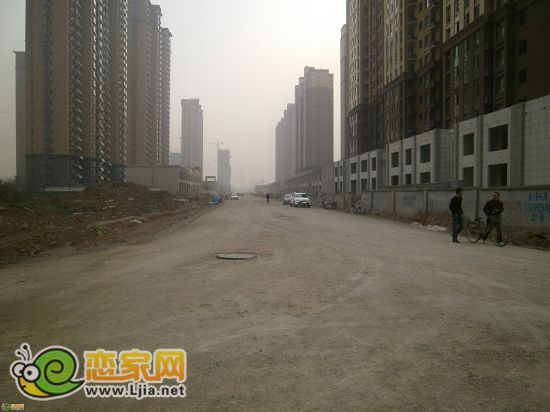 趙都新城配套：5號地前街道