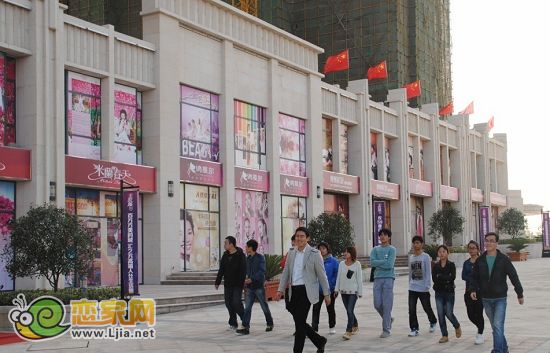 美的城臨街商業(yè)