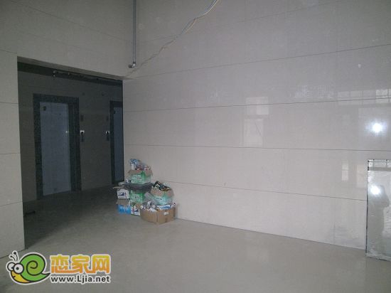 萬浩家園小區(qū)單元入口