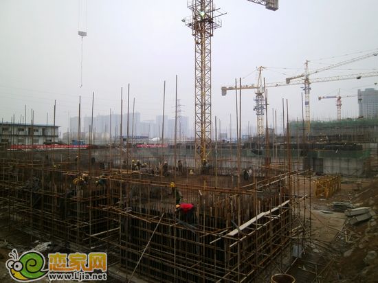 現(xiàn)代海棠灣3、4、5#樓工程進度