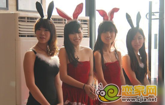 趙都新城拉斯維加斯狂歡活動(dòng)之兔女郎在迎接來場(chǎng)嘉賓