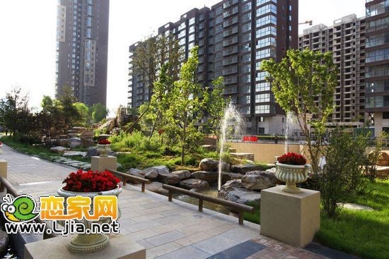 園林景觀入圍樓盤：華信山水文苑園林實拍