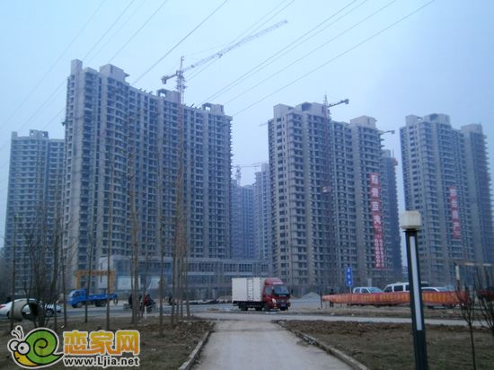 頤景藍灣工程進度