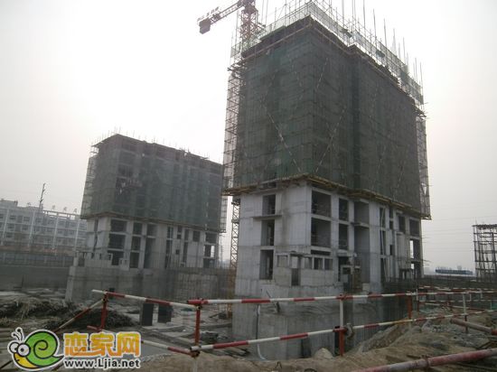 現(xiàn)代海棠灣1#2#樓工程進度