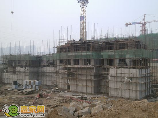 現(xiàn)代海棠灣4#樓工程進度