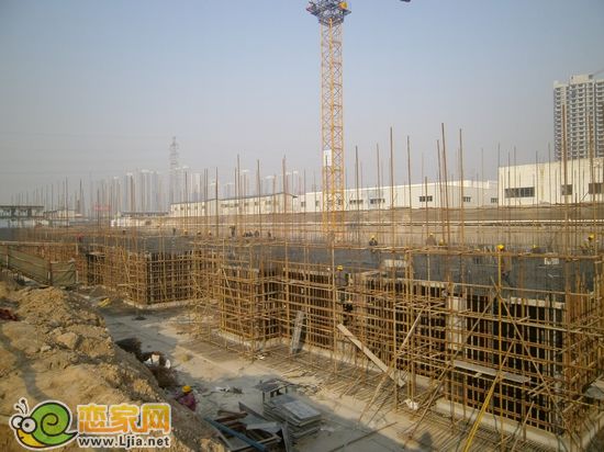 現(xiàn)代海棠灣7、8#樓即將出地面