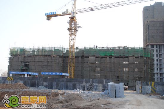 美的城二期11#樓出地面4層