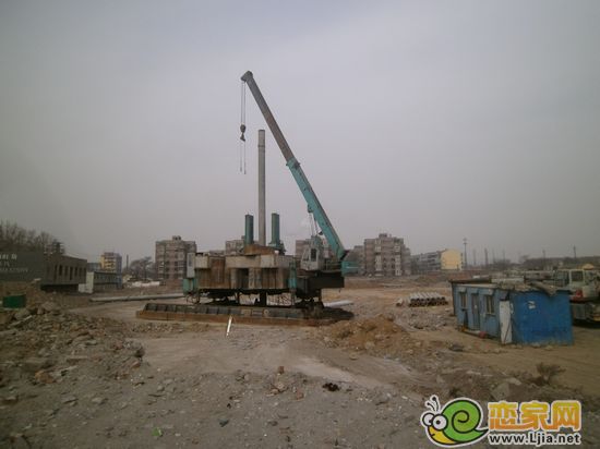 站南旺角正在打樁