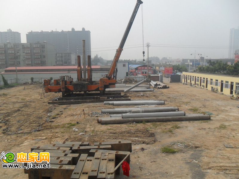 華祥大廈B座施工現(xiàn)場(chǎng)（2011.8.30）