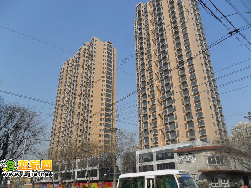 青城逸園施工現(xiàn)場（2012.2.16）