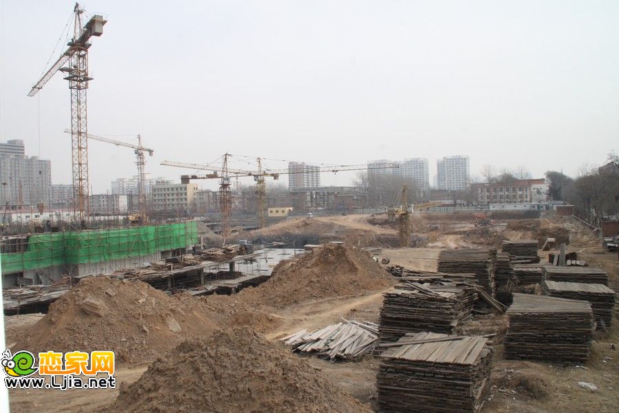 力天鳳凰城施工現(xiàn)場（2012.3.6）