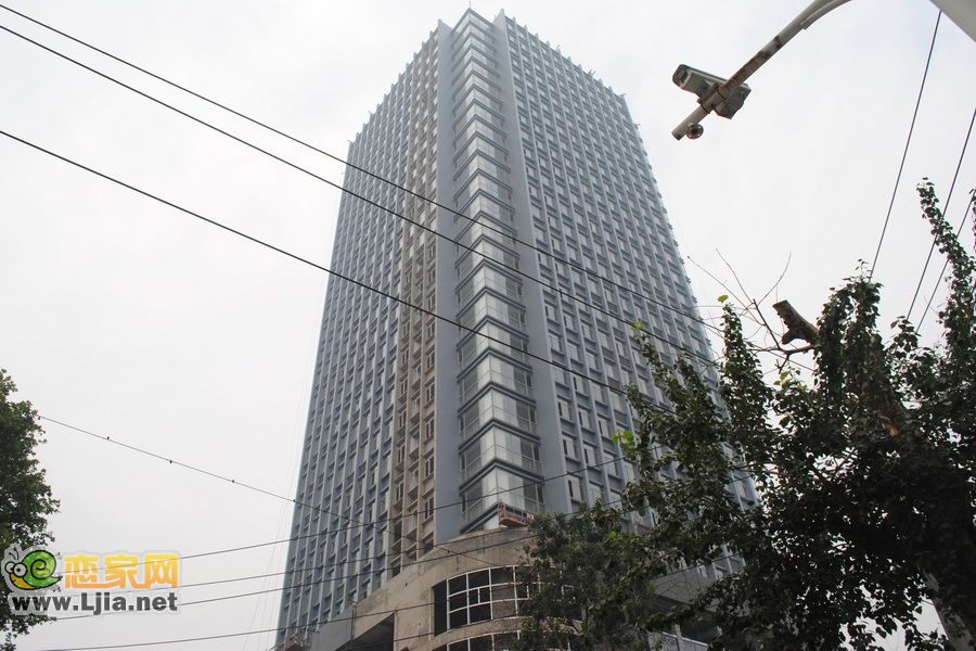 峰尚國(guó)際施工現(xiàn)場(chǎng)（2011.6.23）