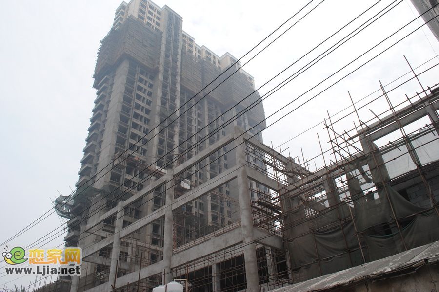 中恒書香門邸施工現(xiàn)場（2011.6.23）