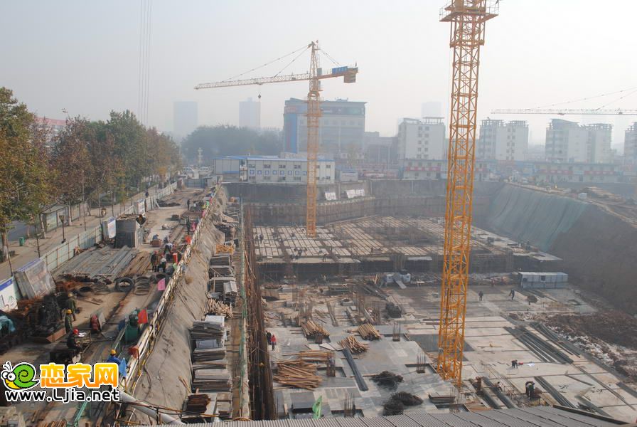 卓昱大廈施工現(xiàn)場（2011.11.10）