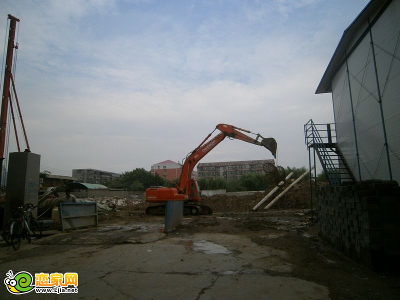 濱河世紀(jì)大廈施工進(jìn)度（2012.09.02）
