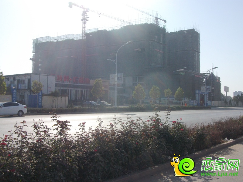 思特利匯鑫灣東區(qū)工程進度實景圖（2013.11.12）
