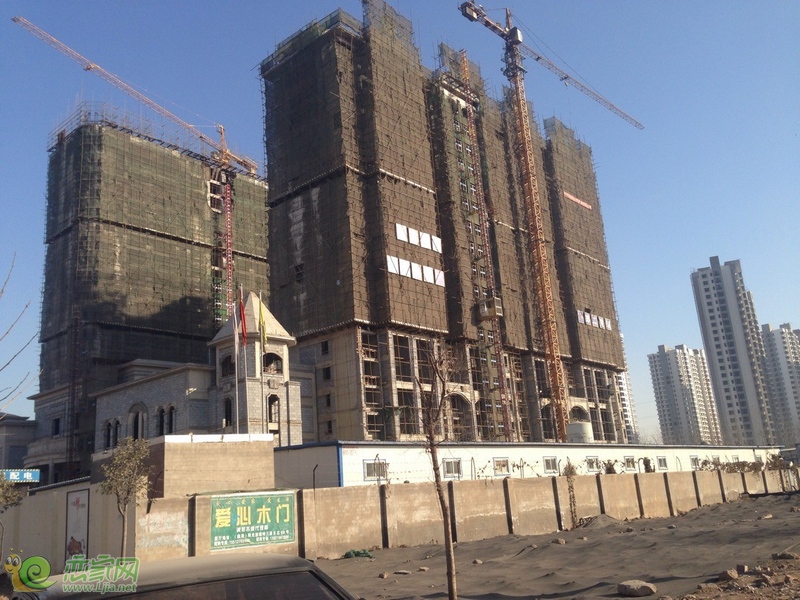 思特利匯鑫灣東區(qū)工程進度實景圖（2013.12.31）