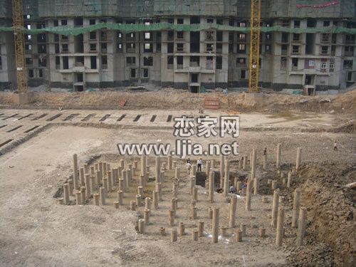 萬浩楓景施工現(xiàn)場