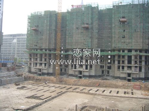 萬浩楓景施工現(xiàn)場