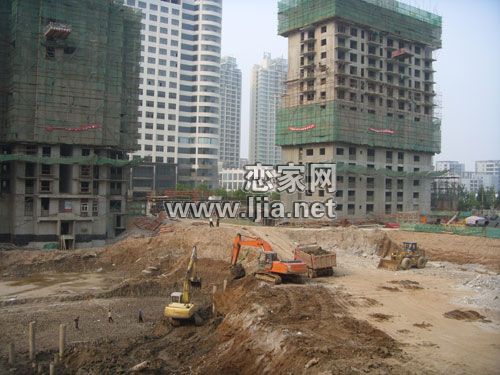 萬浩楓景施工現(xiàn)場