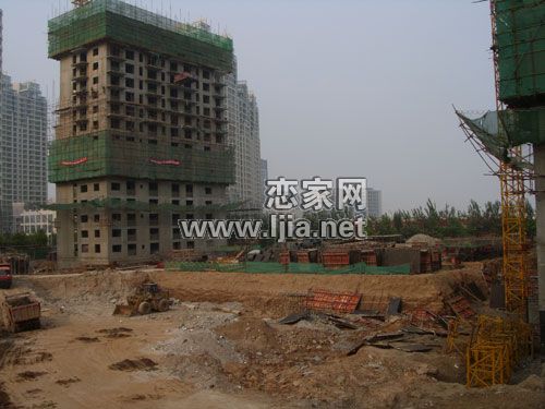 萬浩楓景施工現(xiàn)場