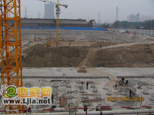 安聯(lián)水晶坊工地現(xiàn)場(chǎng)施工圖