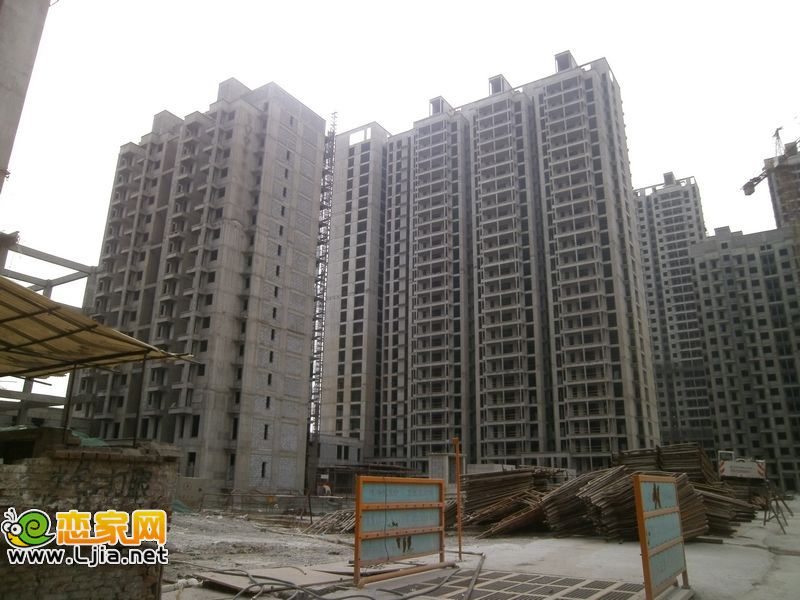 力天鳳凰城工地實(shí)景（2013.03.13）