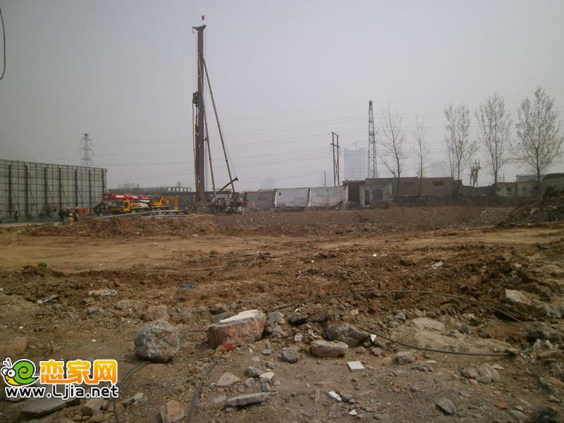 錦玉華庭二期工地實(shí)景（2013.04.02）