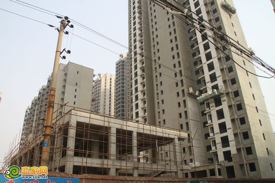 力天鳳凰城工地實(shí)景（2013.04.16）