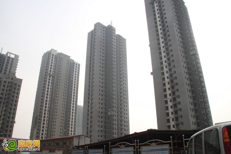 力天鳳凰城工地實(shí)景（2013.04.16）