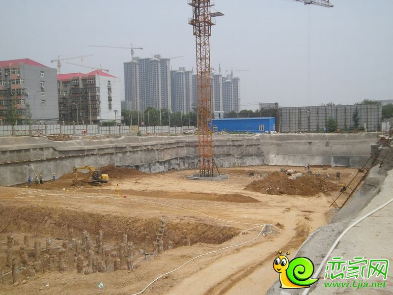 錦玉華庭二期工地實(shí)景（2013.06.28）