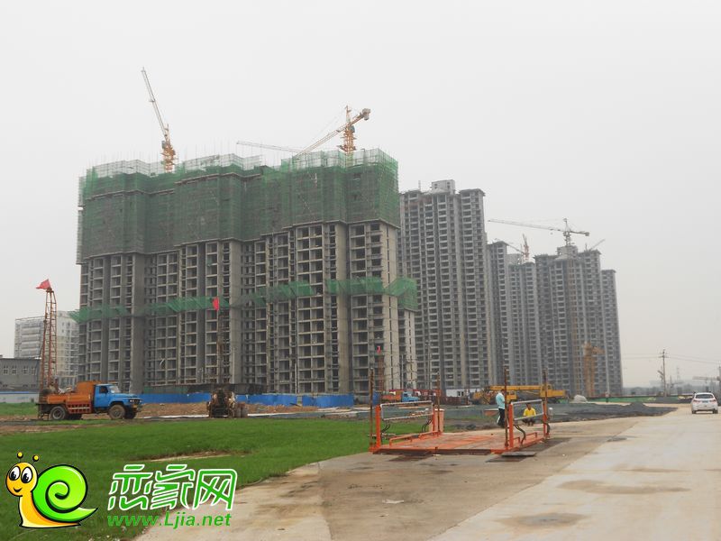 錦繡江南工地實景（2013.07.15）