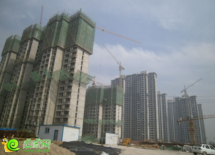 錦繡江南工地實景（2013.07.24）