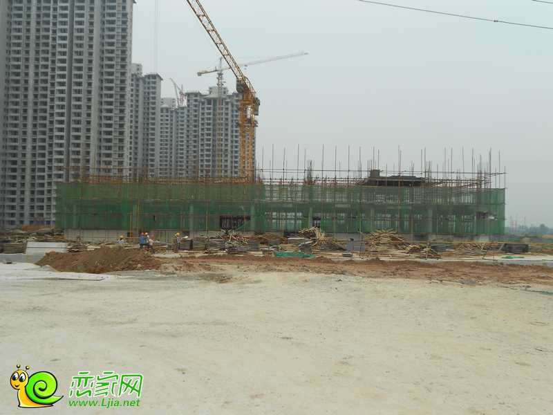 錦繡江南在建幼兒園工地實景（2013.08.31）
