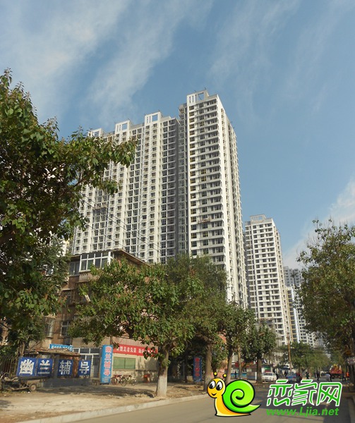 力天鳳凰城工地實(shí)景（2013.09.25）